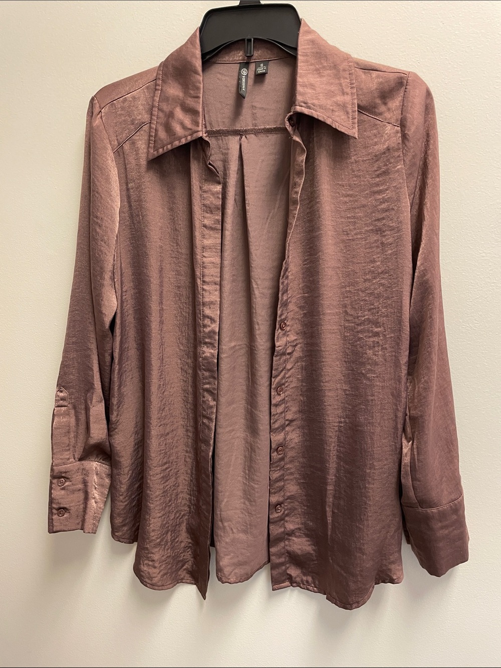 Versona Mauve Satin Button-Down Shirt
